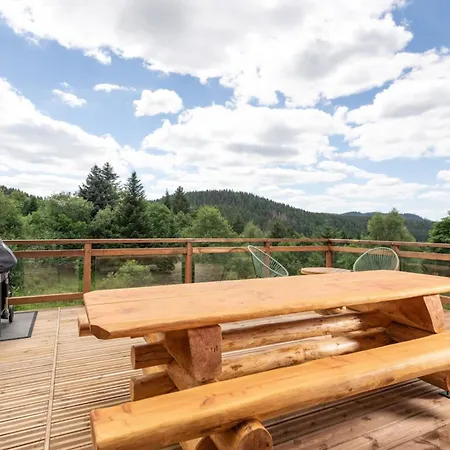 Chalet Atlas Hot Tub Sauna & 500M From The Slopes Chalet