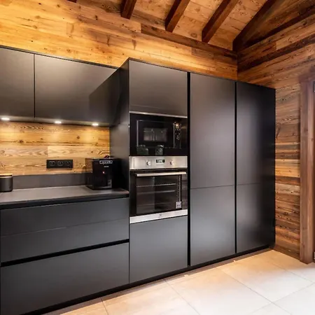 Chalet Atlas Hot Tub Sauna & 500M From The Slopes *